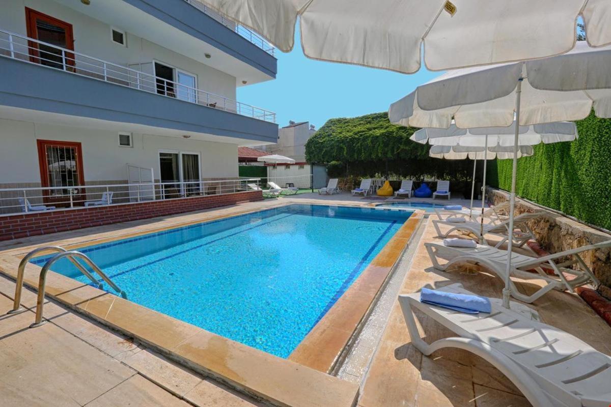 אוקורקאלאר Azak Blue Otel מראה חיצוני תמונה