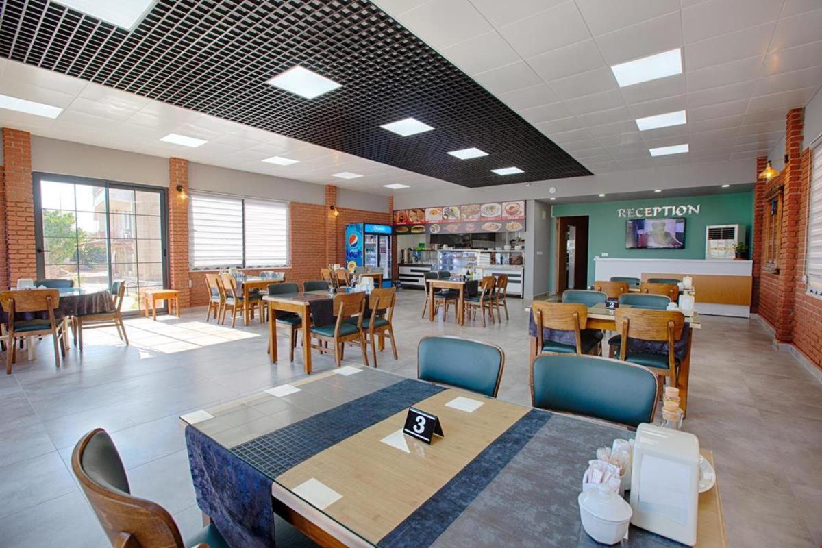 אוקורקאלאר Azak Blue Otel מראה חיצוני תמונה