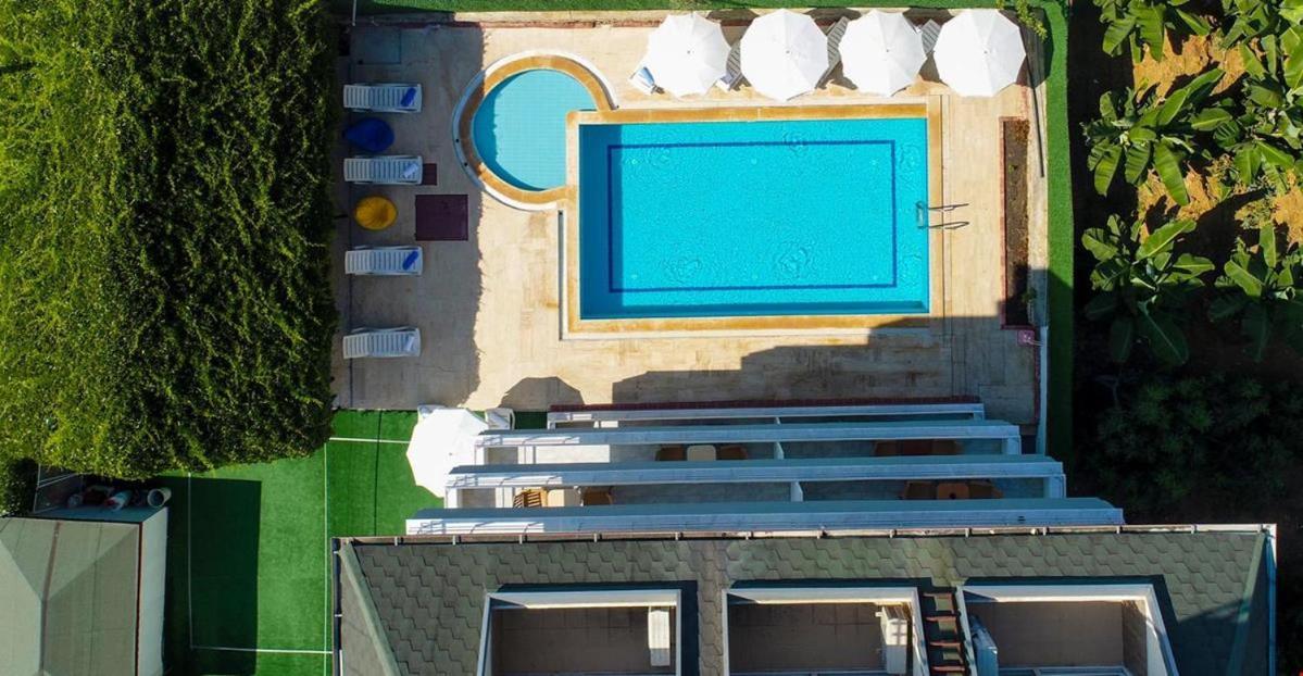 אוקורקאלאר Azak Blue Otel מראה חיצוני תמונה